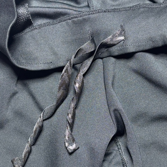 Nike Shorts Womens Medium Fit Dry Activewear Pockets Drawstring Vintage Relaxed - Picture 5 of 6
